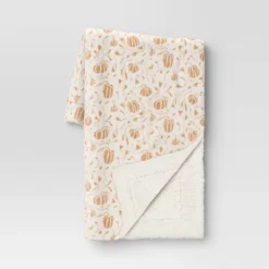 Mini Pumpkin Printed Plush With Shearling Reverse Throw Blanket - Threshold™ -Online Household Items GUEST 237115e9 eb80 4549 b675 8dff6cdea03e