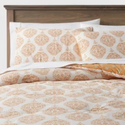 Medallion Printed Comforter & Sham Set Off-White/Dark Gold - Threshold™ -Online Household Items GUEST 60cf55a4 b131 4cd9 9d3e f2d1287d9cce