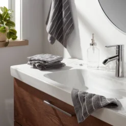 Performance Plus Bath Towel - Threshold™