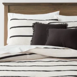 5pc Modern Stripe Comforter Set Off-White - Threshold™ -Online Household Items GUEST d81faf94 ee3f 4080 891b 0b22eac915d6