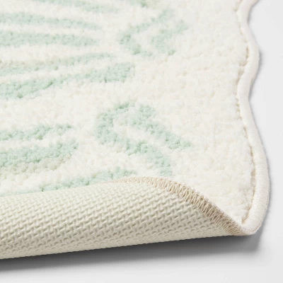 20"x30" Seaweeds Coastal Non Skid Bath - Threshold™ 5 20"x30" Seaweeds Coastal Non Skid Bath - Threshold™ - Image 3